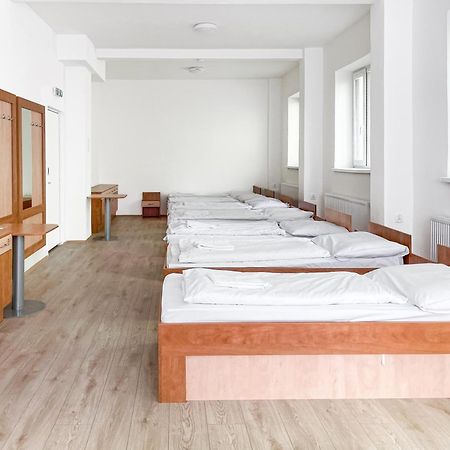 Beskydy House Hostel Roznov pod Radhostem Exterior photo